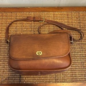 Coach vintage crossbody purse in saddle